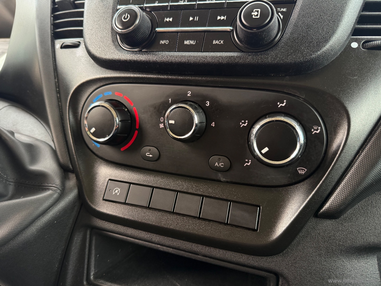 Daily 35C14H BTor 2.3 HPT PL-RG Cab. - immagine 12