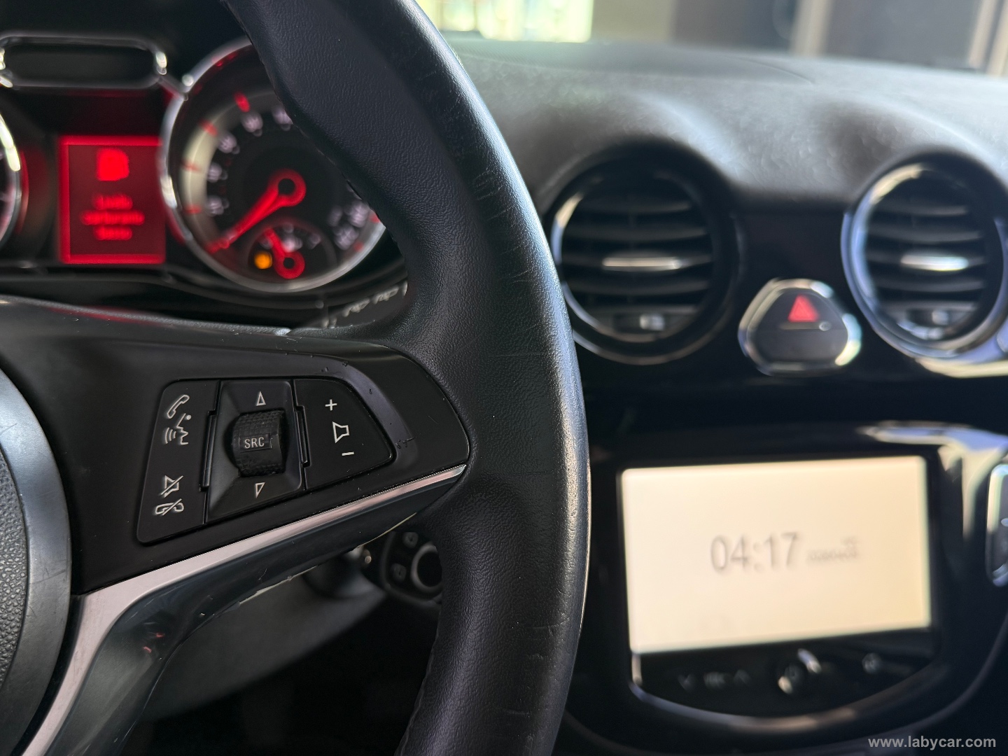 Adam 1.2 70 CV - immagine 12