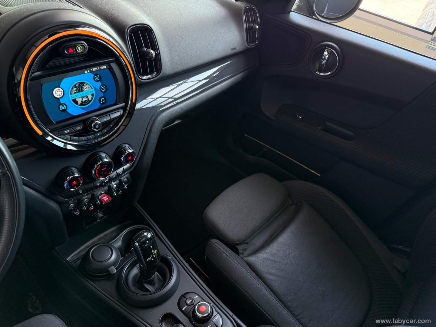 Mini Cooper D Countryman ALL4 TETTO APRIBILE - immagine 12