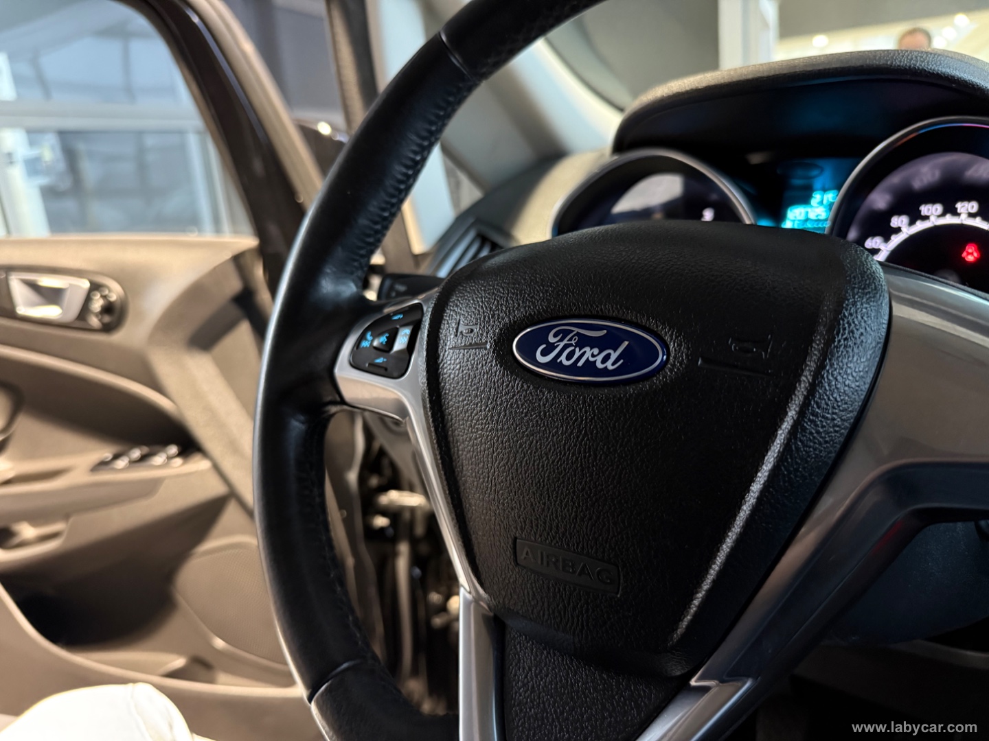 EcoSport 1.5 TDCi 95 CV Plus - immagine 12