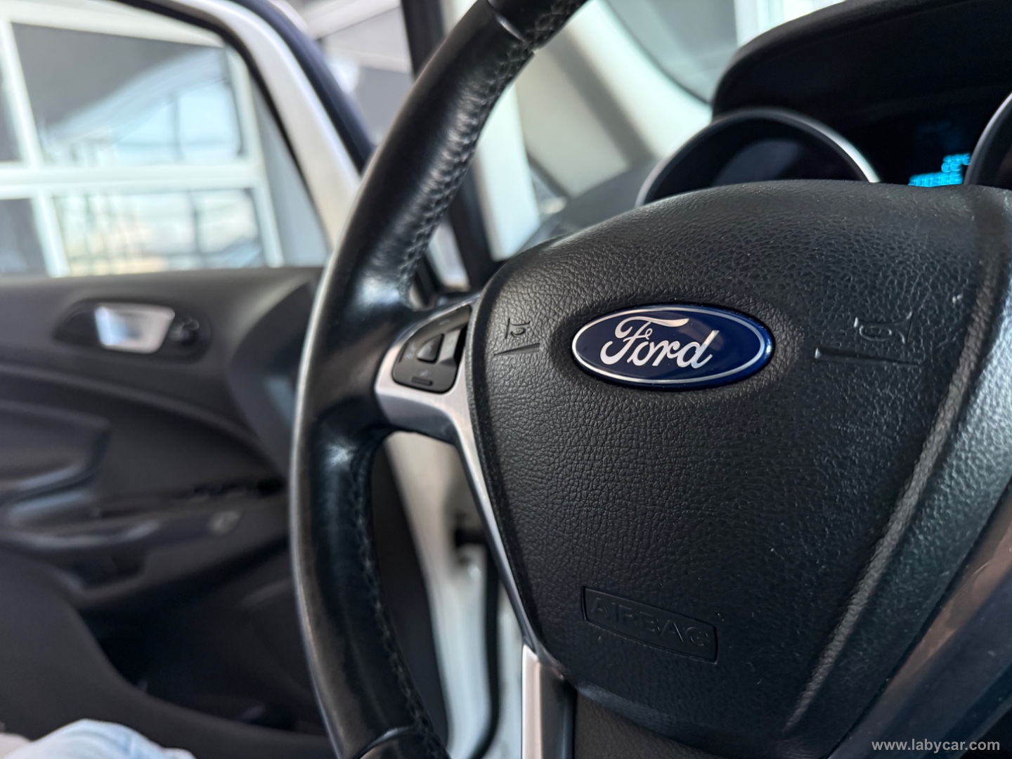 EcoSport 1.5 TDCi 95 CV Titanium - immagine 12