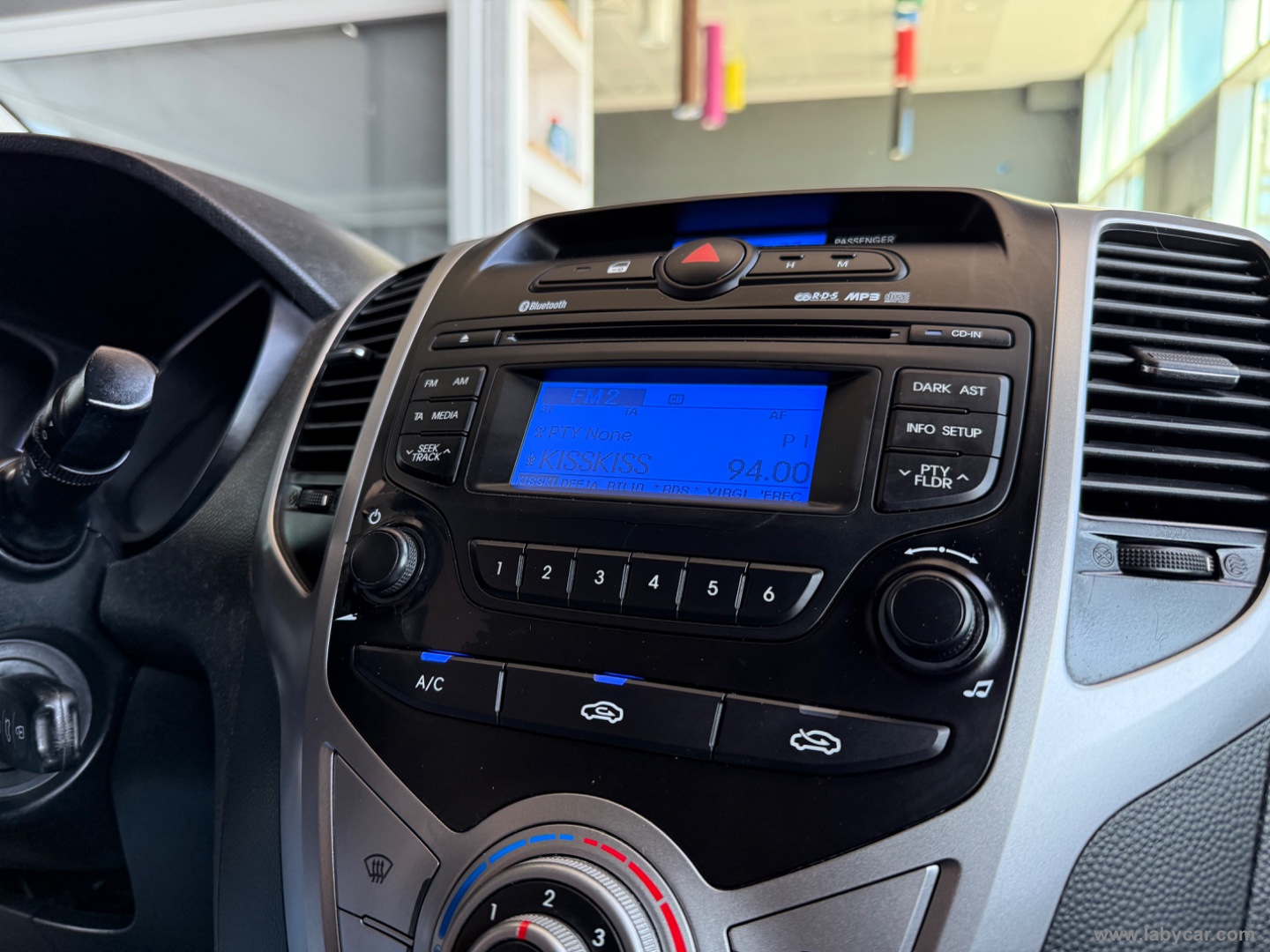ix20 1.4 CRDI 77 CV Comfort - immagine 12