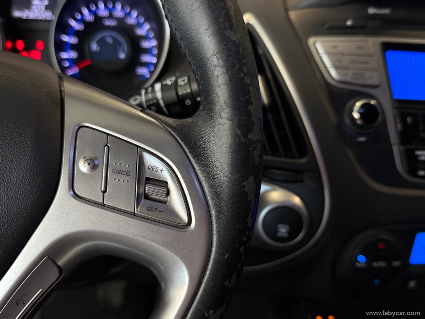 ix35 1.7 CRDi 2WD Comfort - immagine 12