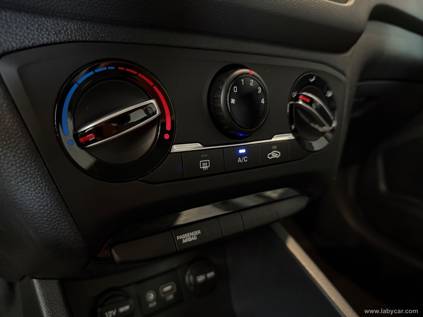 i20 1.1 CRDi 12V 5p. Style - immagine 12