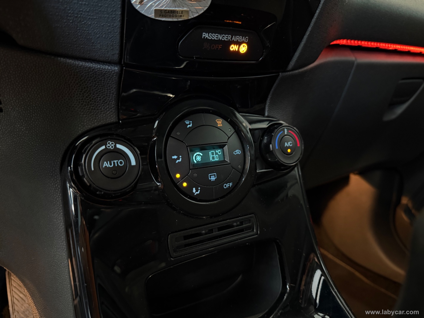 Fiesta 1.5 TDCi 95 CV 5p. Titanium - immagine 12