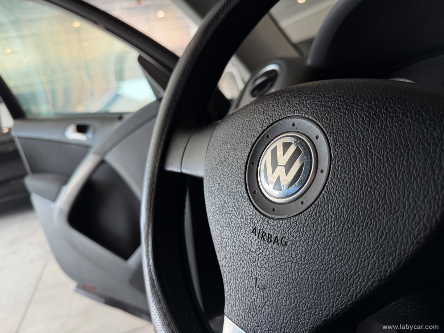 Tiguan 2.0 16V TDI Sport & Style - immagine 12