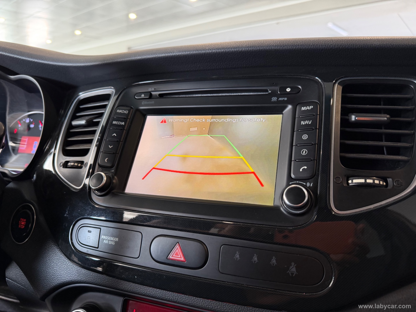 Carens 1.7 CRDi 115 CV Class - immagine 12