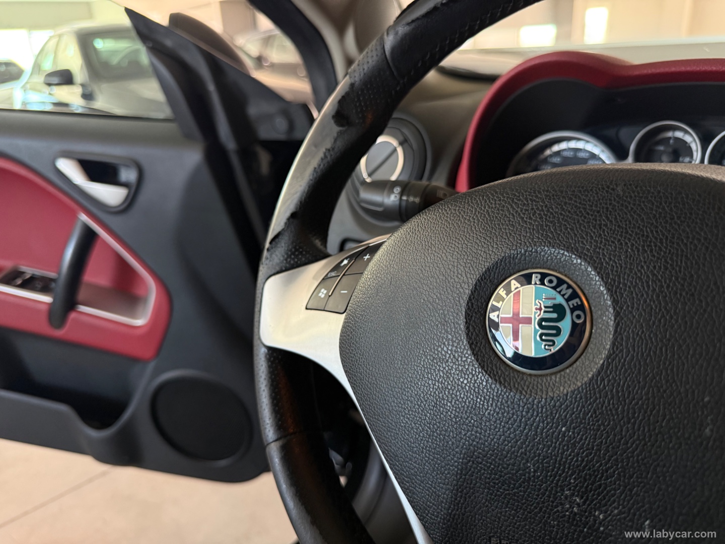 MiTo 1.4 78 CV Distinctive Sport Pack - immagine 12