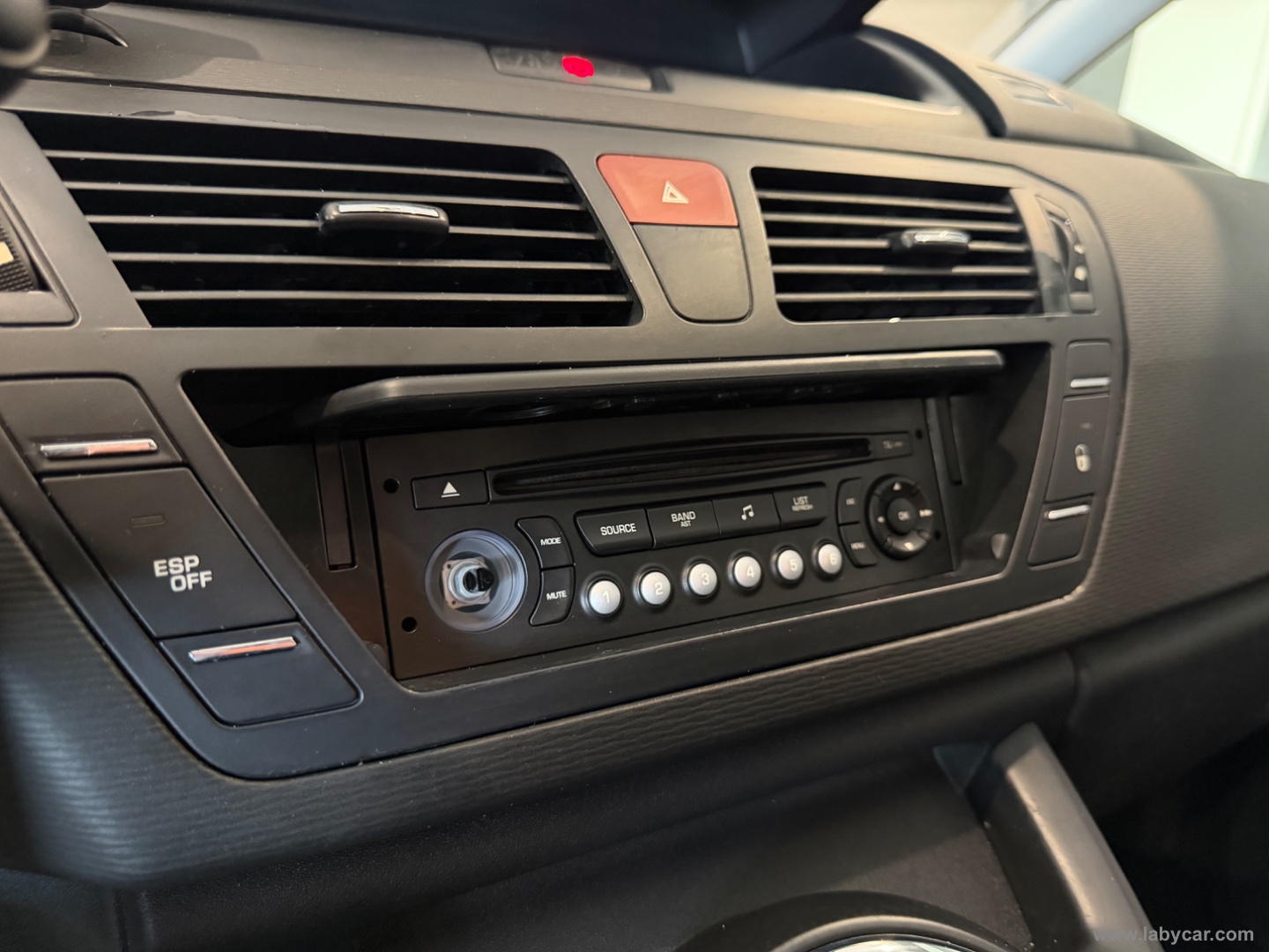 C4 Picasso 1.6 HDi 110 Business - immagine 12
