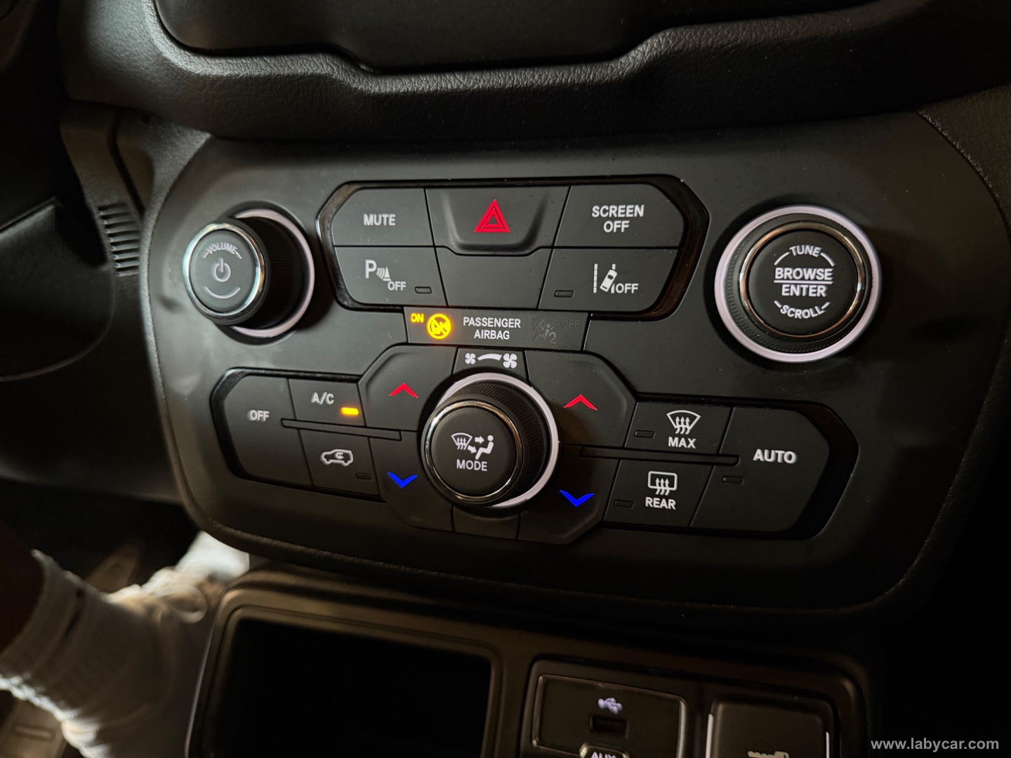 Renegade 1.6 Mjt 130CV Limited - immagine 12