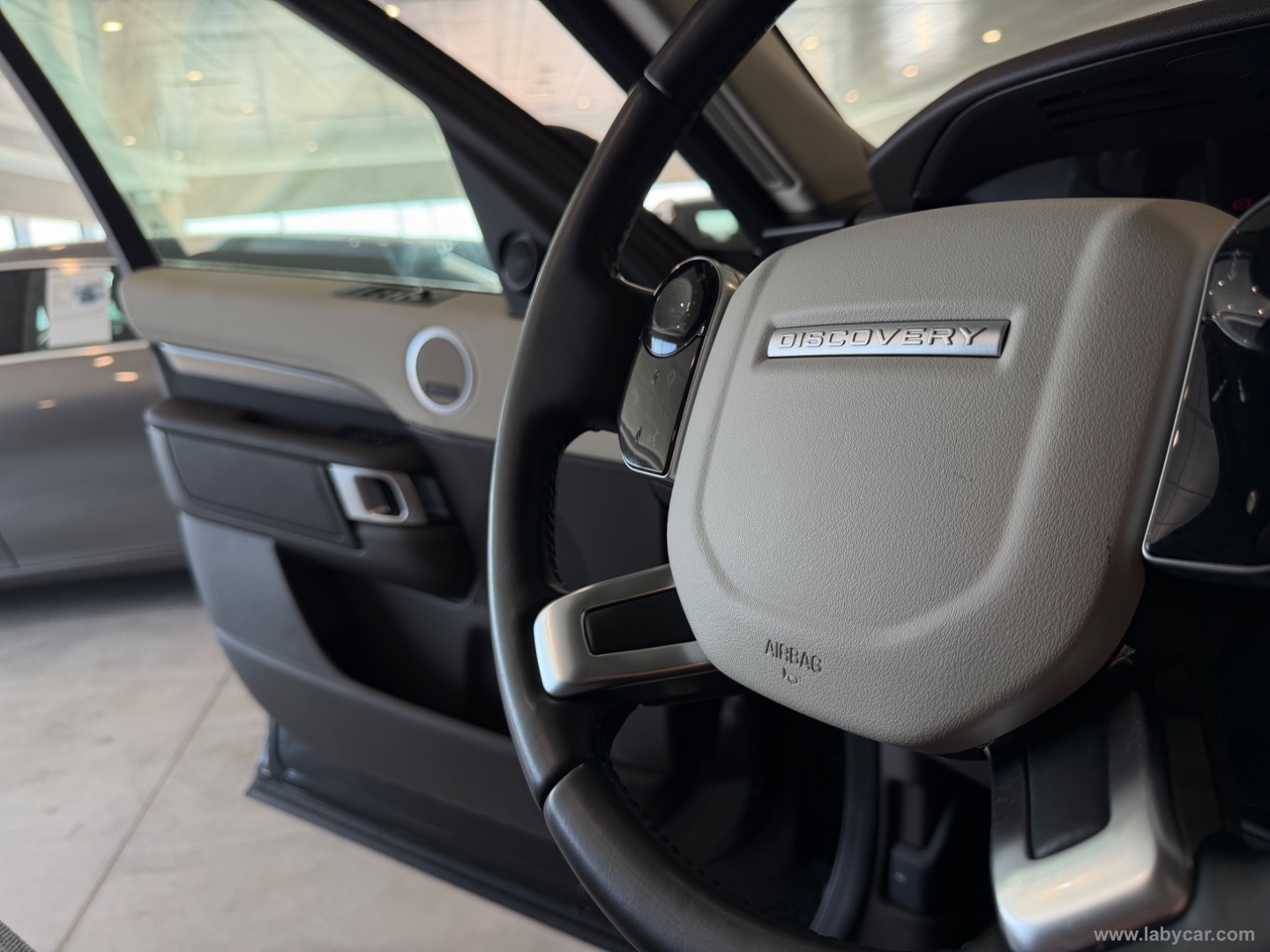 Discovery 2.0 SD4 240 CV HSE - immagine 12