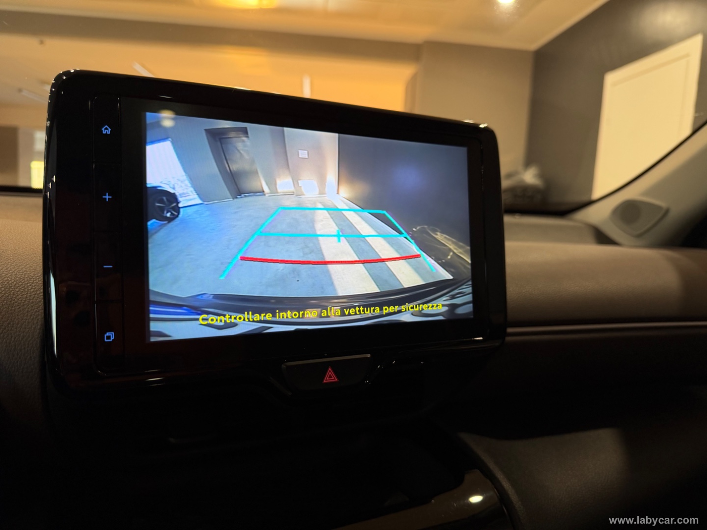 Yaris Cross 1.5 Hybrid 5p. E-CVT Advent. - immagine 12