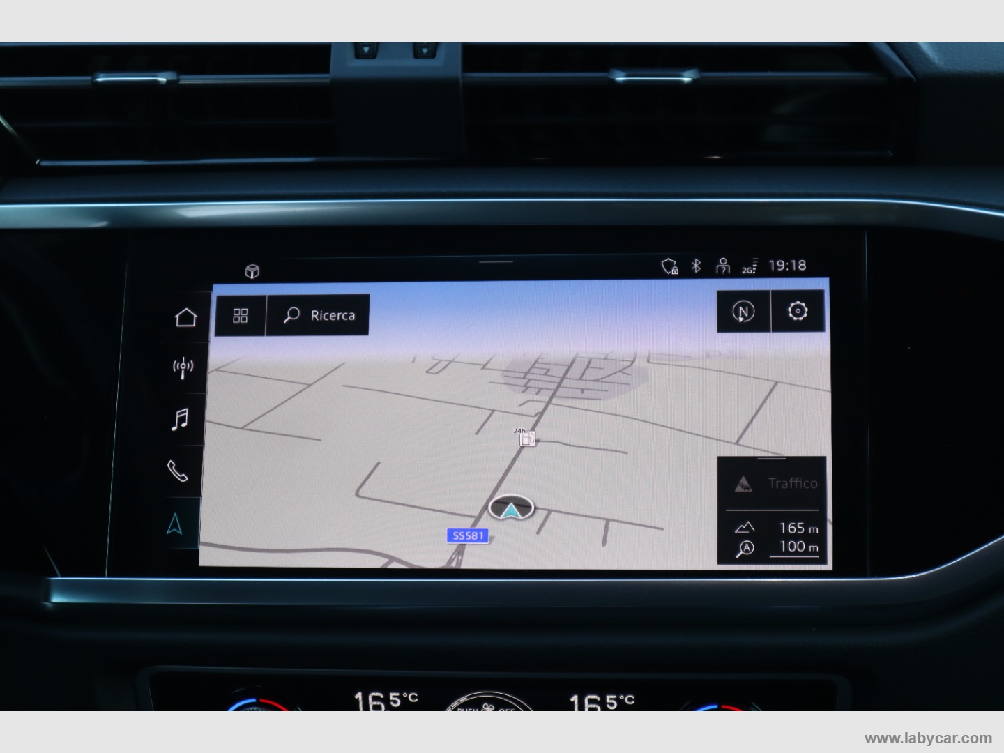 Q3 SPB 35 TDI S tronic Identity Black - immagine 12