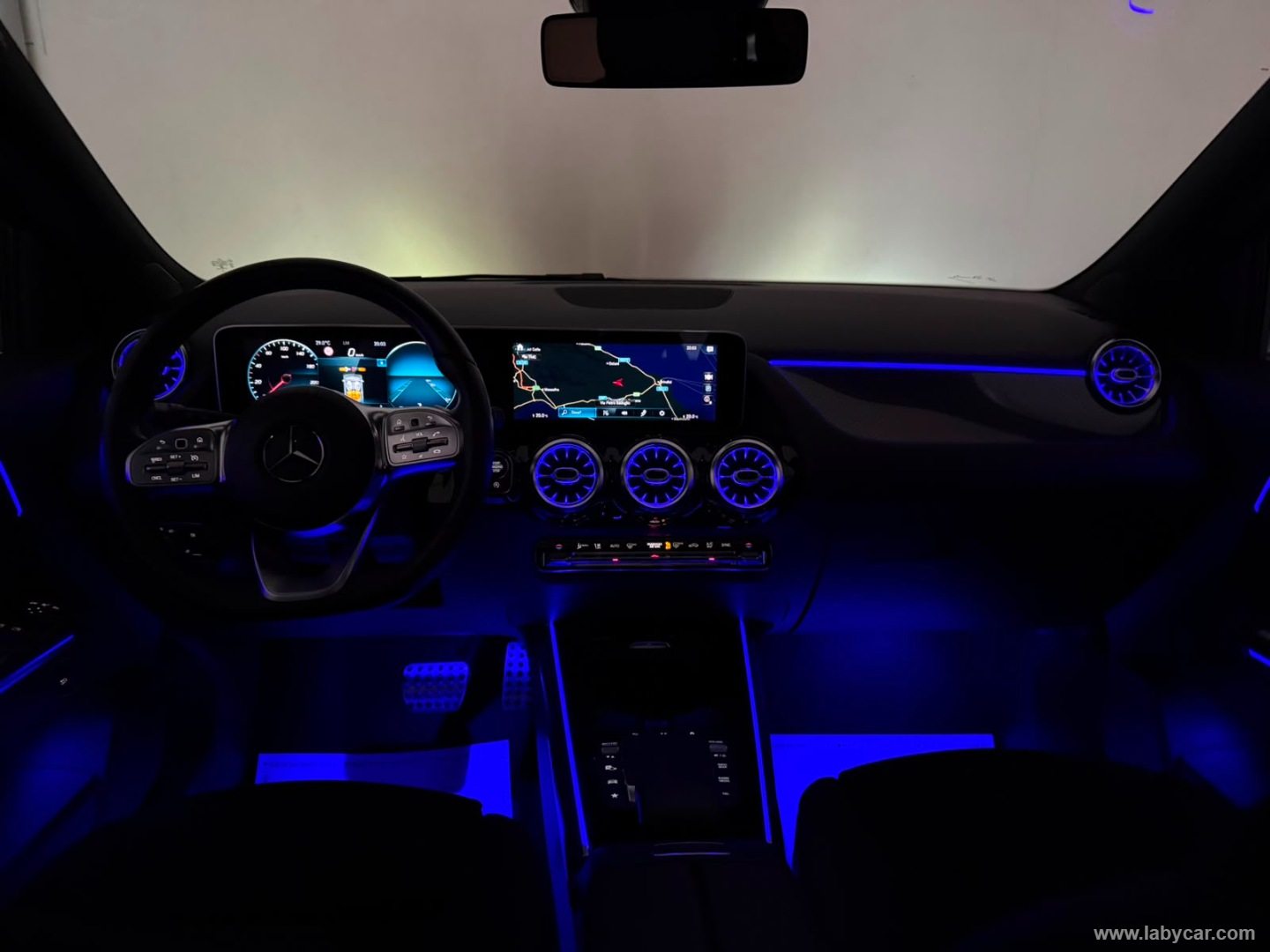 GLA 200 d Automatic Premium - immagine 12
