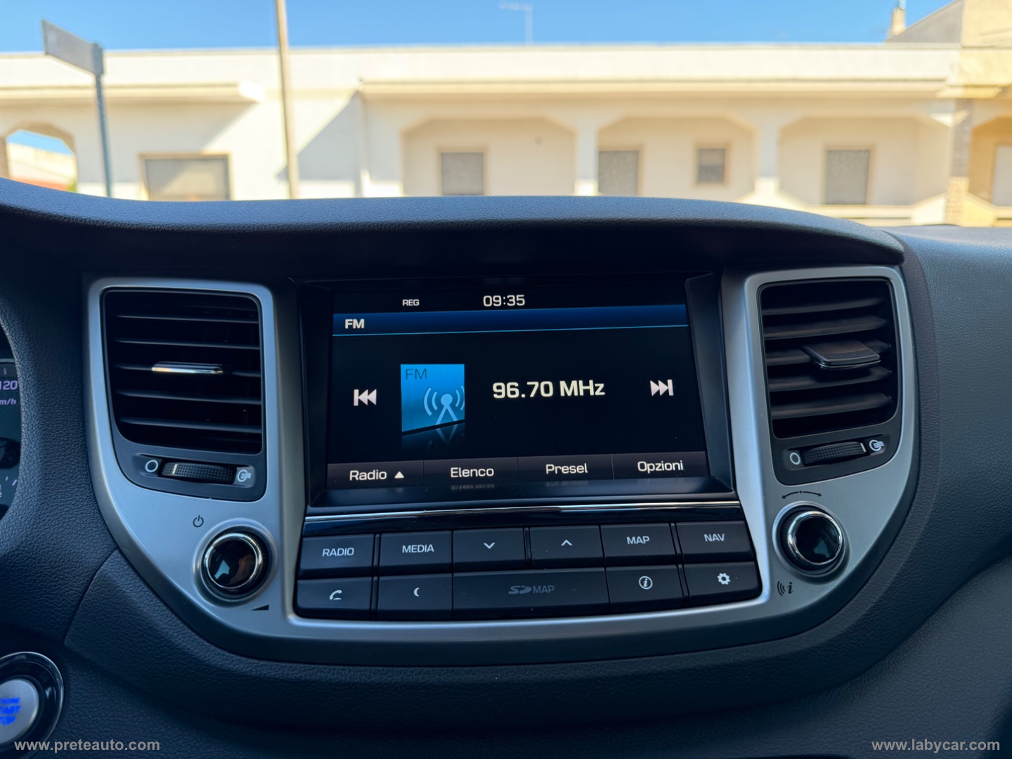 Tucson 1.7 CRDi Comfort - immagine 12