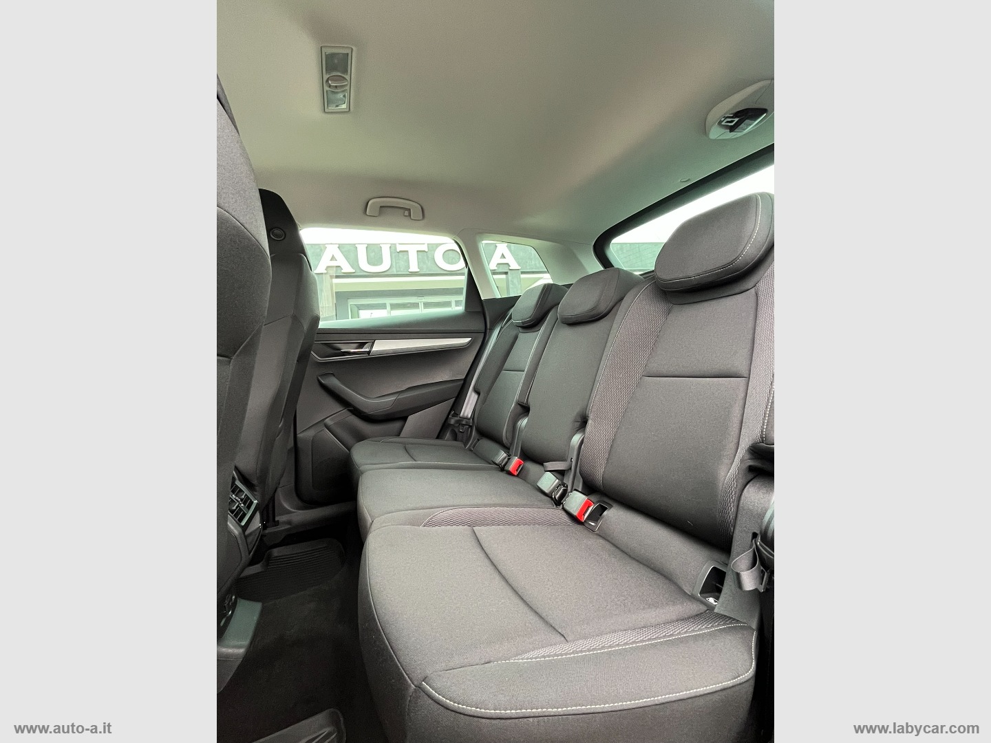 Karoq 2.0 TDI 115 CV Selection - immagine 12