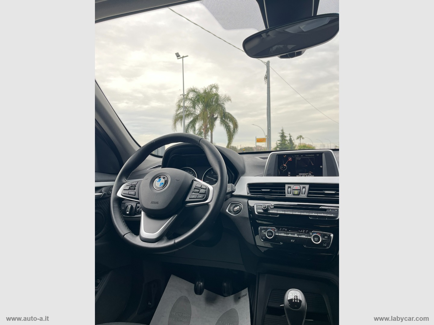 X1 sDrive18d Business - immagine 12