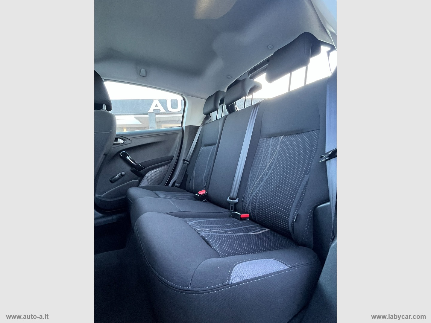 208 1.4 HDi 68 CV 5p. Active - immagine 12