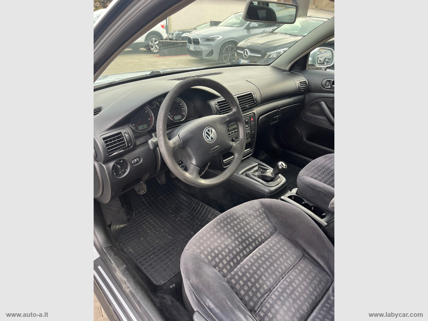 Passat 1.9 TDI 101CV Variant - immagine 12