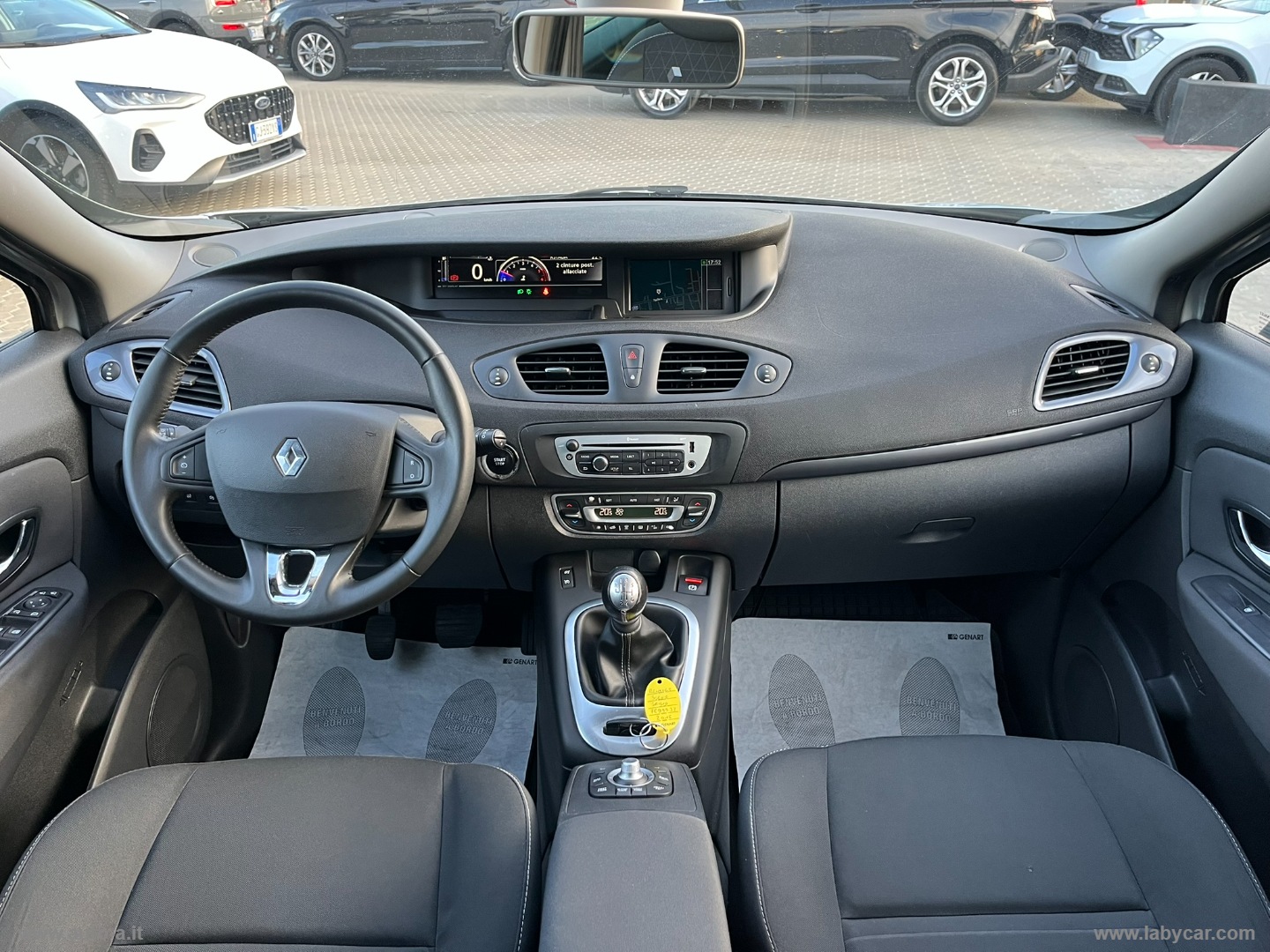 Scénic XMod 1.5 dCi 110 CV EDC Limited - immagine 12