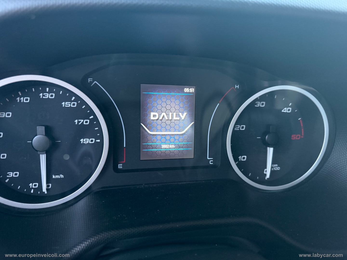 DAILY 35C16 GRU E CASSONE FISSO 3880KM!!! - immagine 12