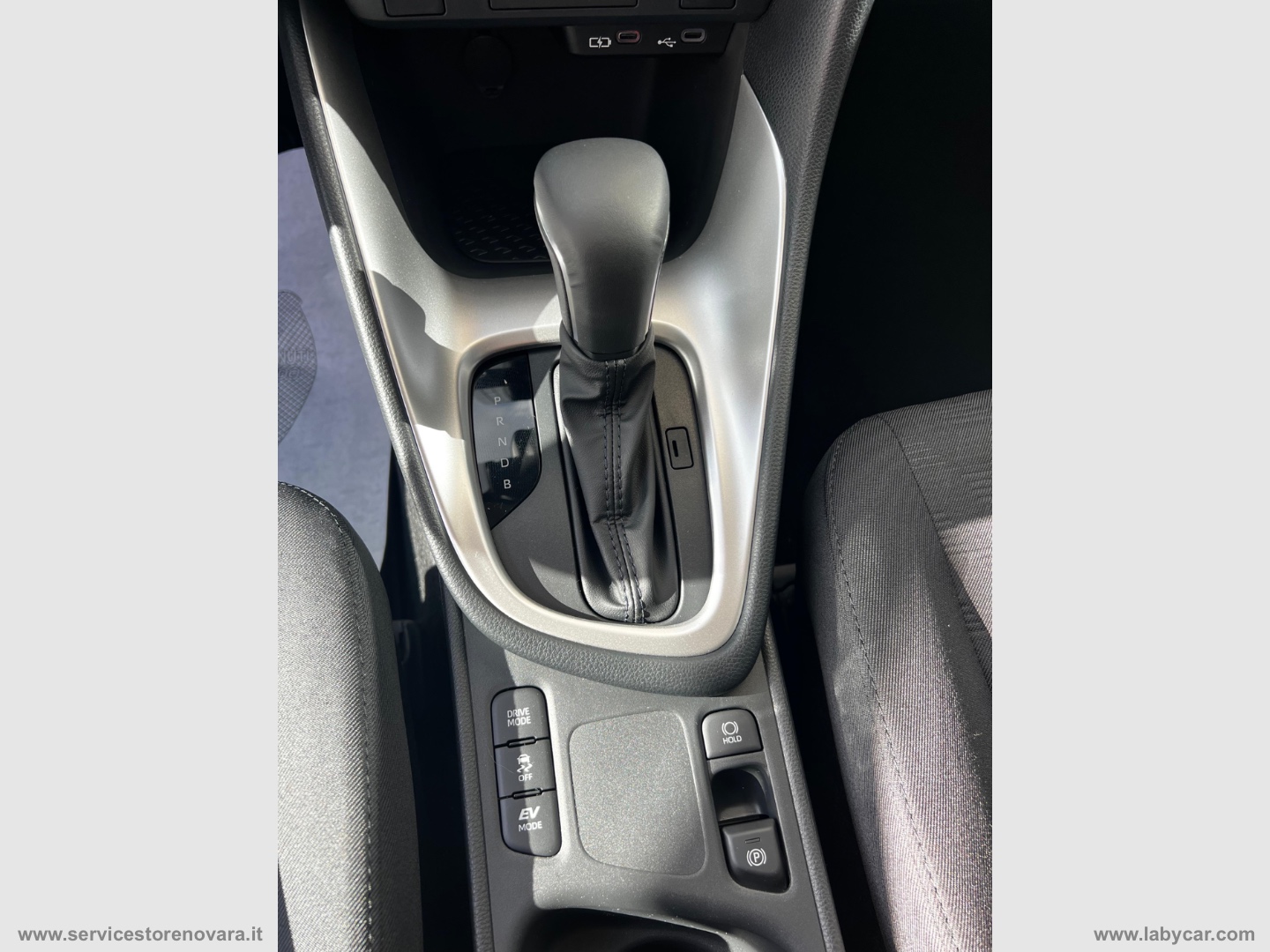 Yaris 1.5 Hybrid 5p. Yaris KM0 IN PRONTA CONSEGNA - immagine 12