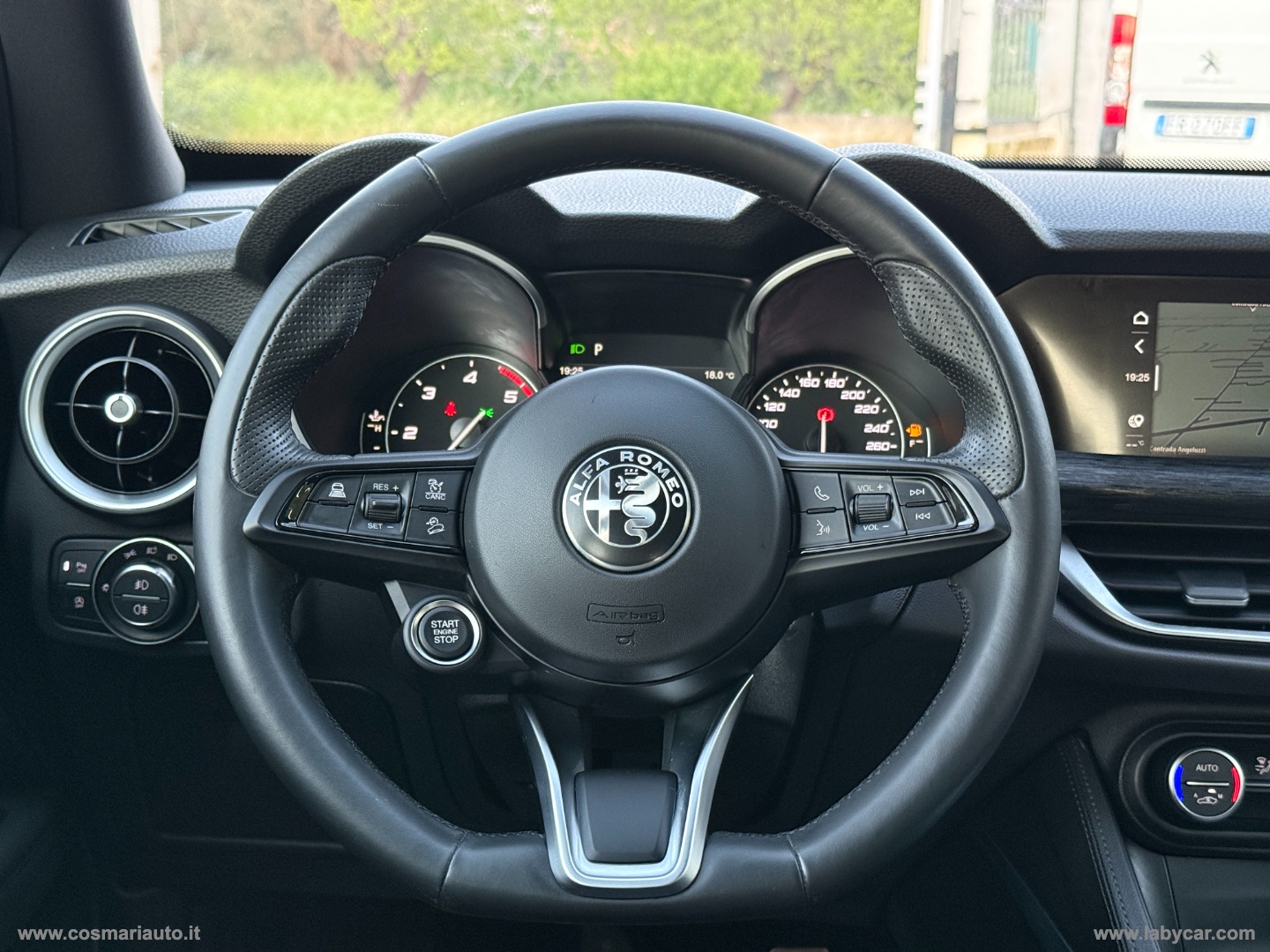 Stelvio 2.2 T.d. 190 CV AT8 Q4 Sup. Bus. - immagine 12