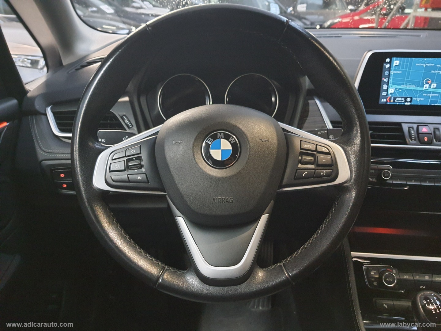 216d Active Tourer Luxury - immagine 12