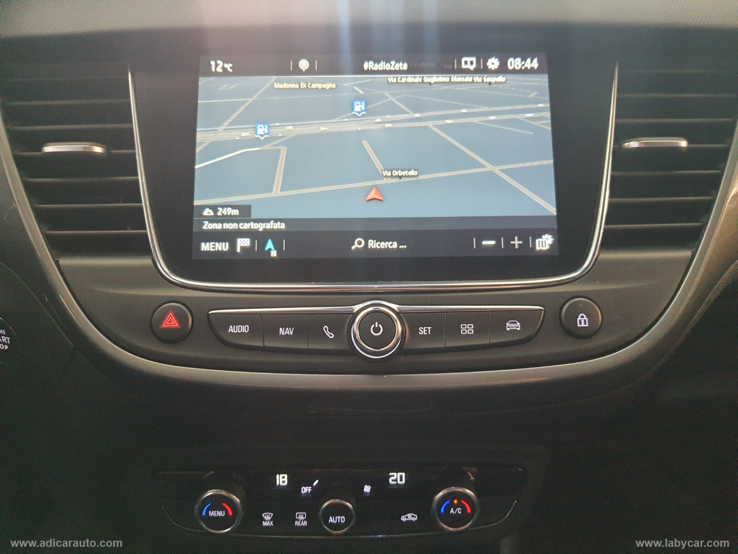 Crossland 1.2 T 12V 110 CV S&S Ultimate - immagine 12