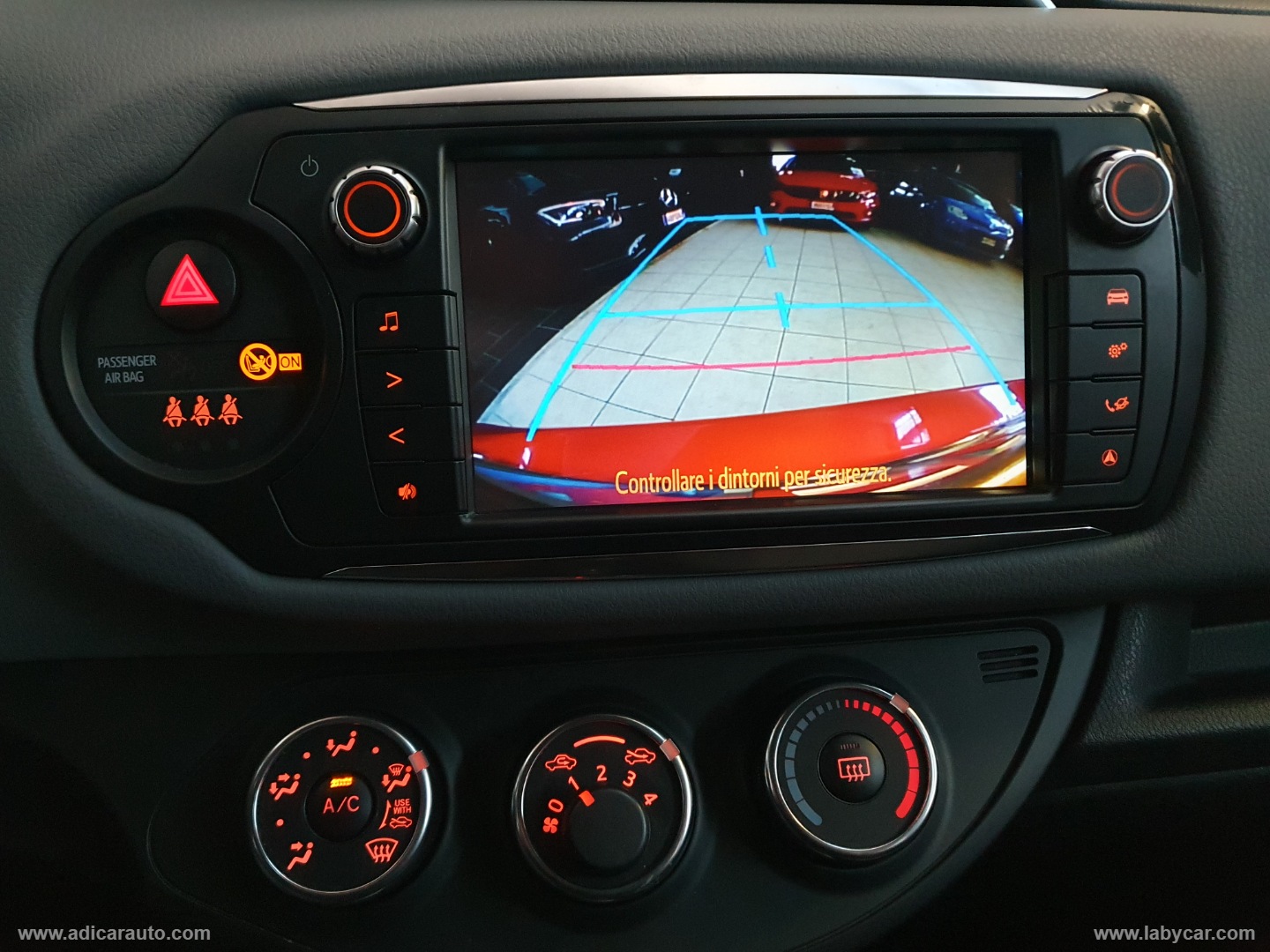 Yaris 1.0 5p. - immagine 12