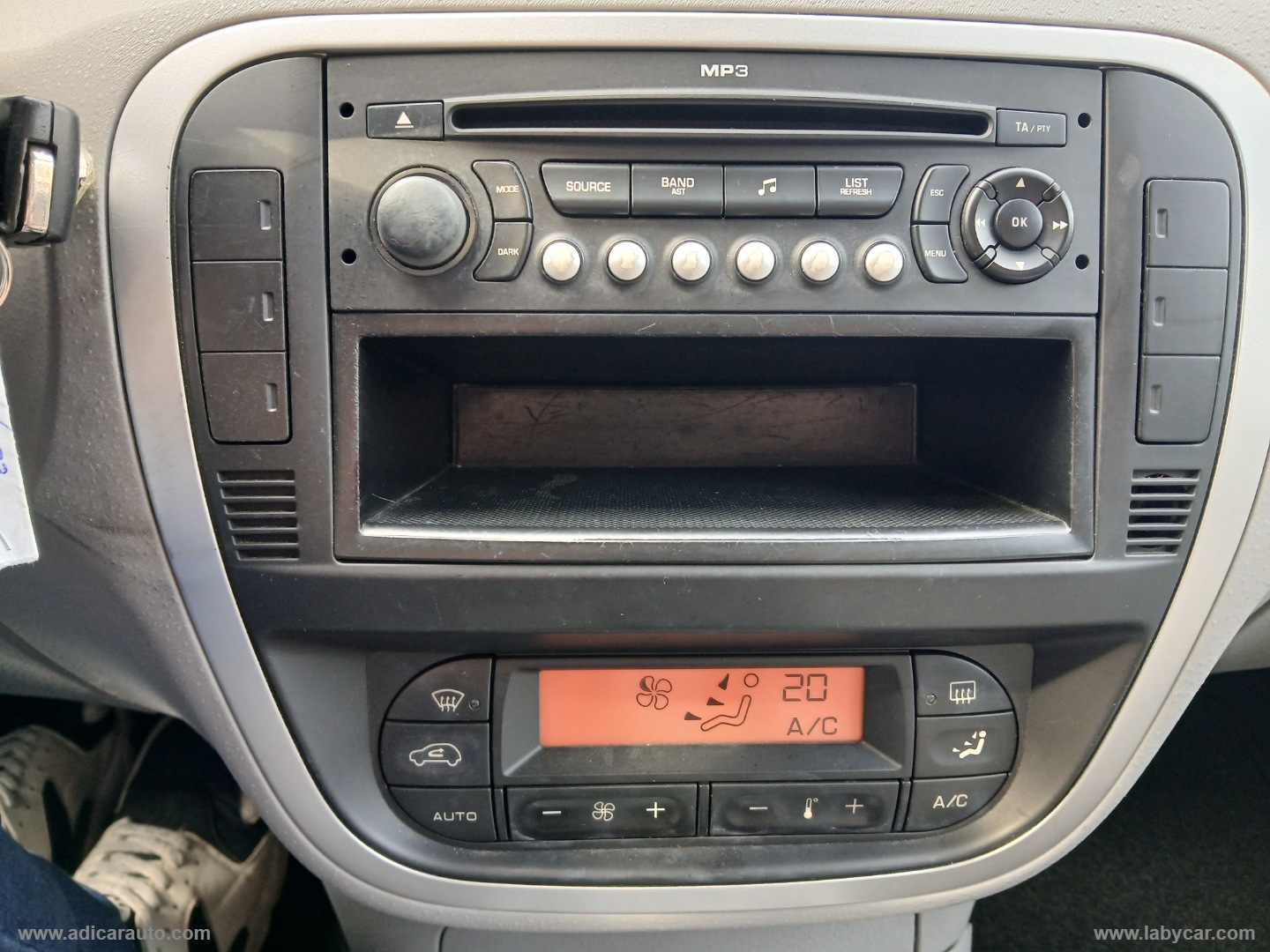 C3 1.4 Exclusive - immagine 12