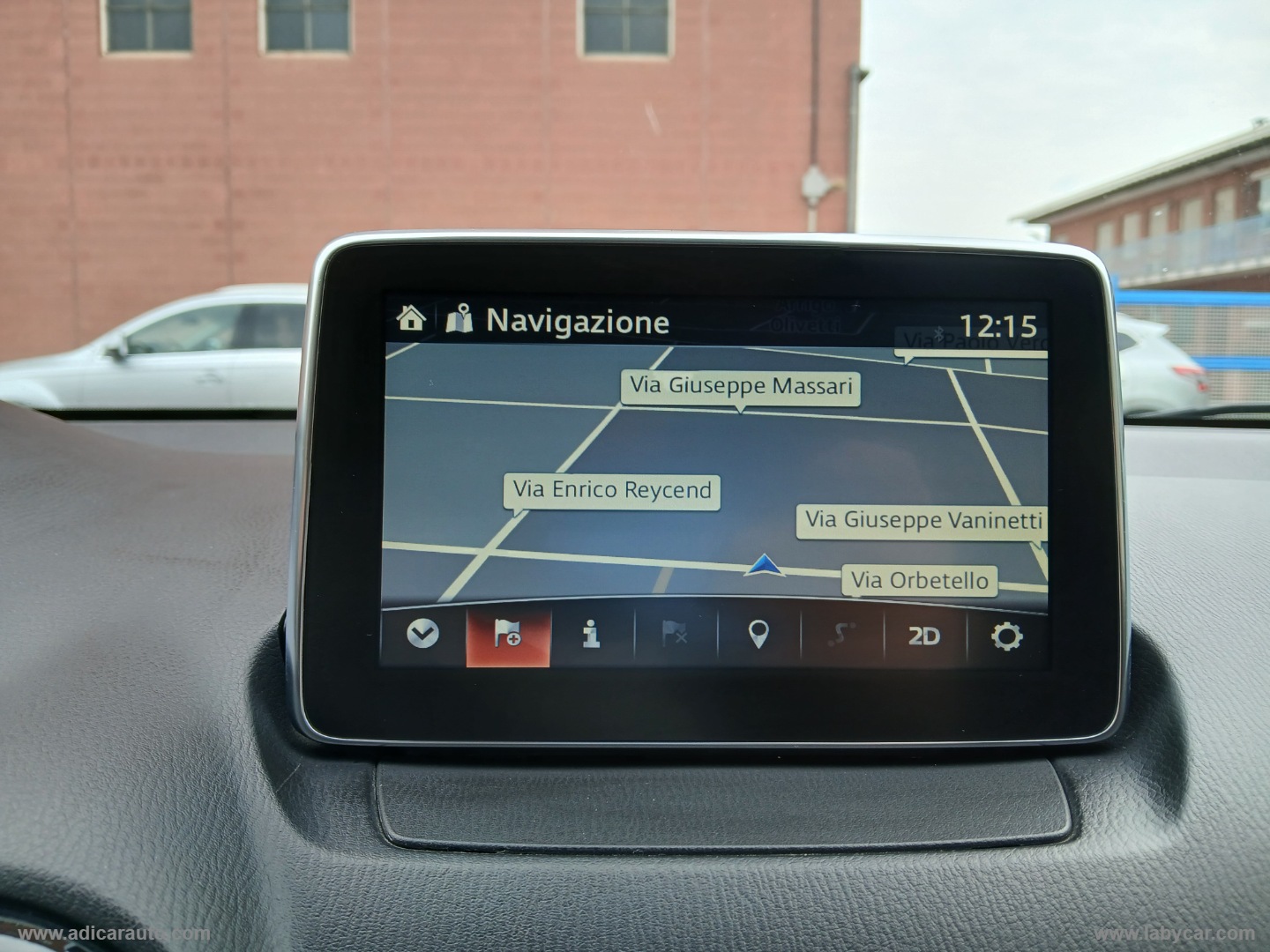 Mazda2 1.5 105 CV Skyactiv-D Exceed - immagine 12