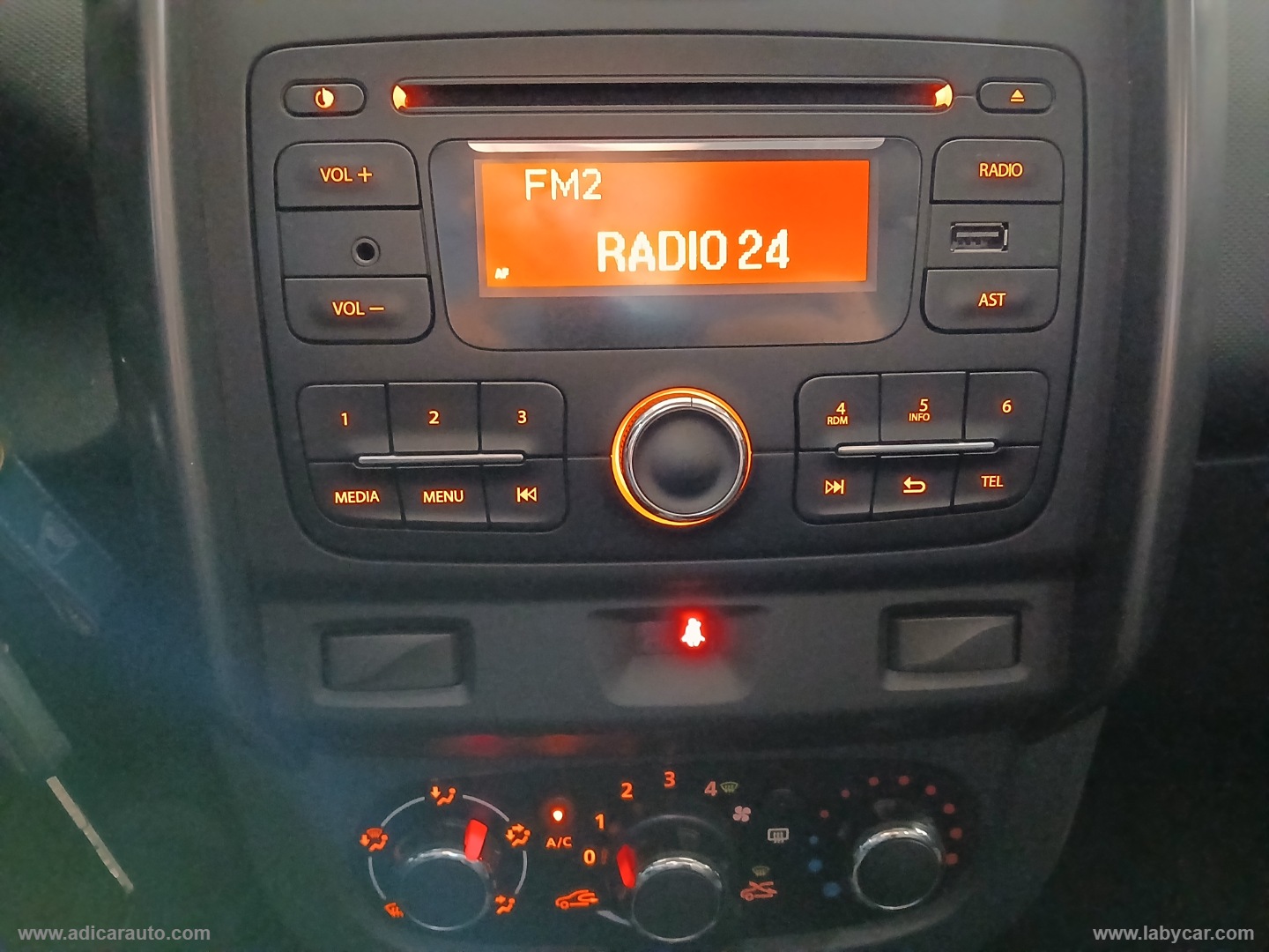 Duster 1.5 dCi 110 CV S&S 4x4 - immagine 12