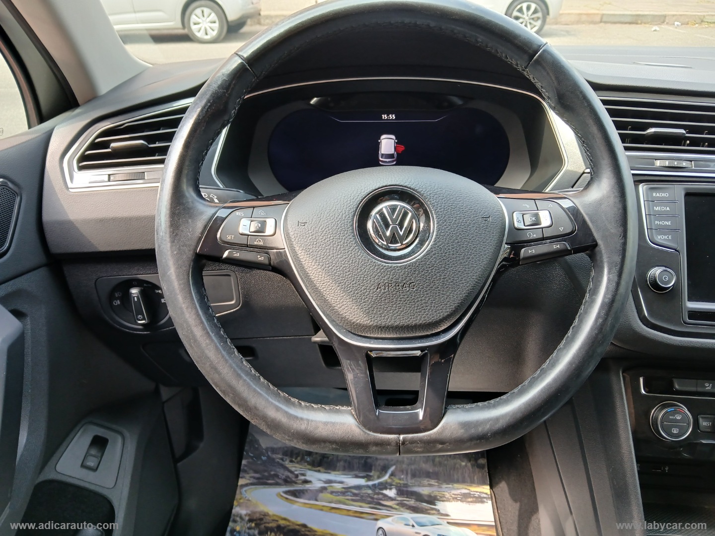 Tiguan 2.0 TDI DSG Executive BMT - immagine 12