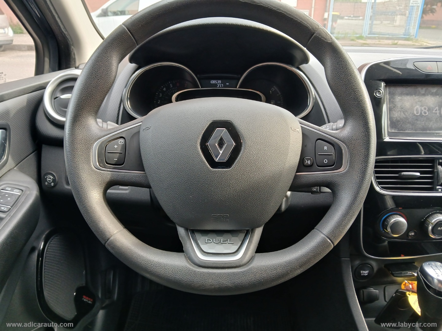Clio TCe 12V 90 GPL S&S 5p. Energy Duel - immagine 12