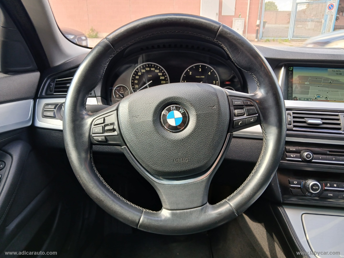 525d xDrive Touring Luxury - immagine 12