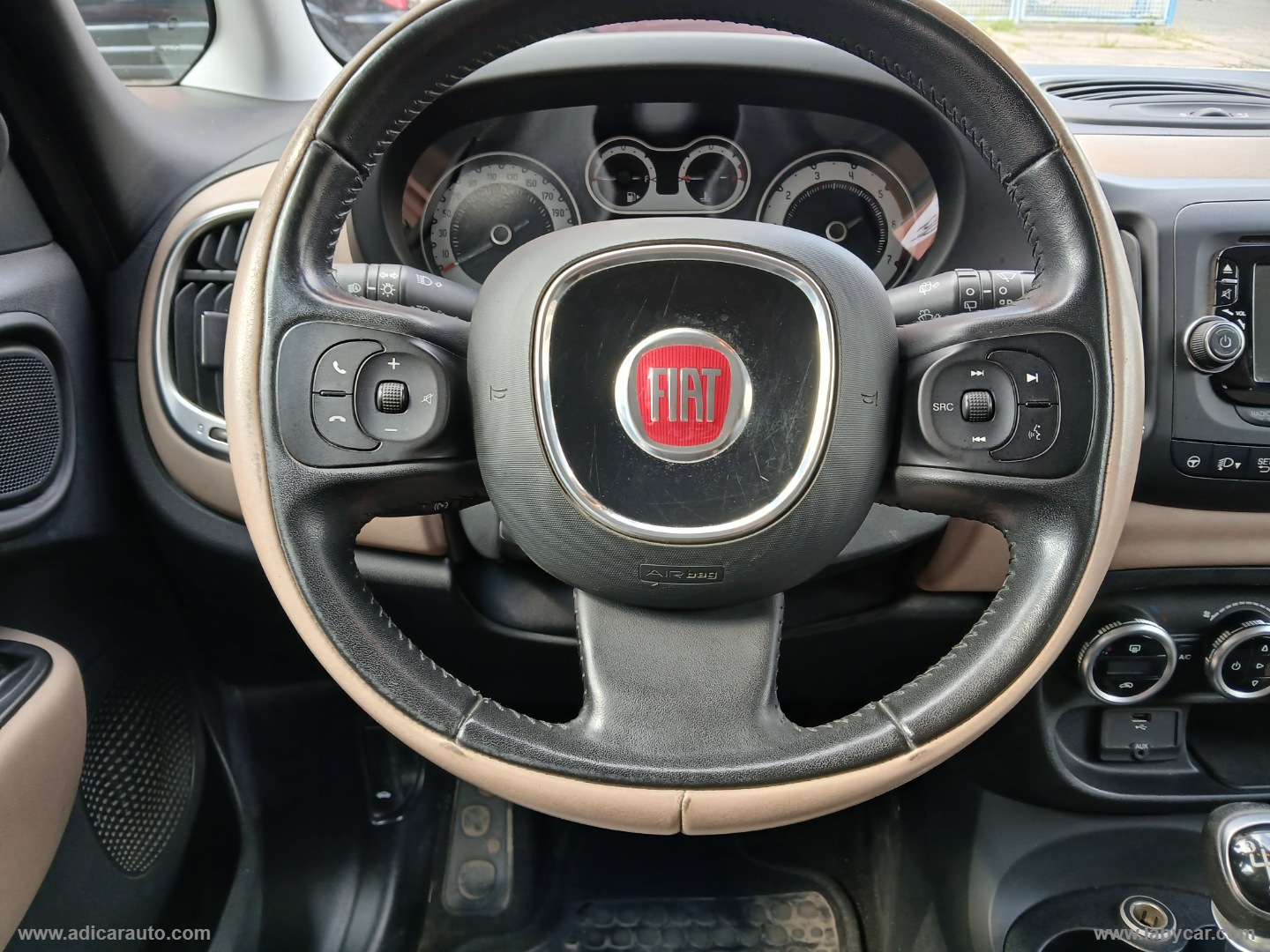 500L Living 1.6 MJT 105 CV Lounge - immagine 12