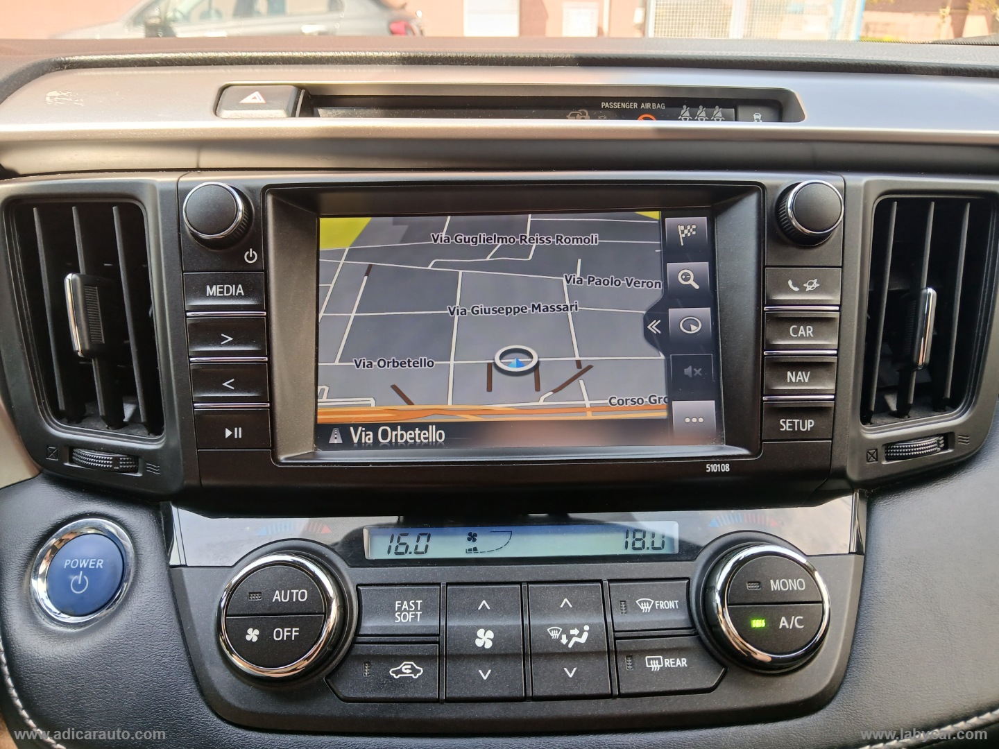RAV4 2.5 Hybrid 2WD - immagine 12