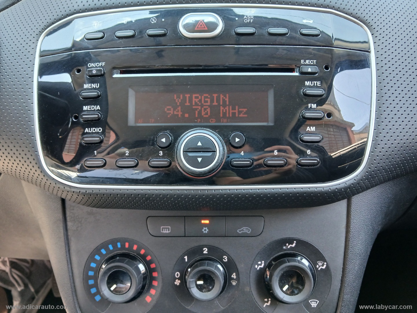 Punto 1.2 8V 3p. Lounge - immagine 12