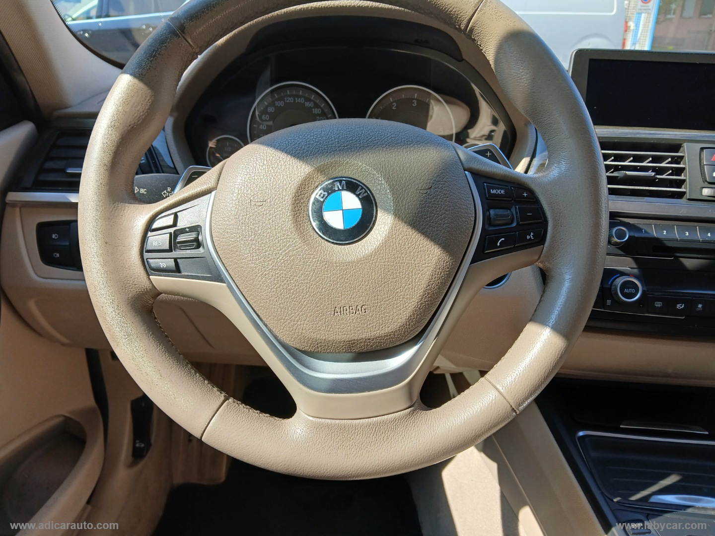 320d Touring Modern - immagine 12