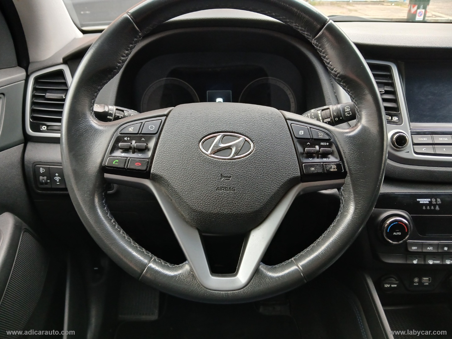 Tucson 1.7 CRDi XPossible - immagine 12