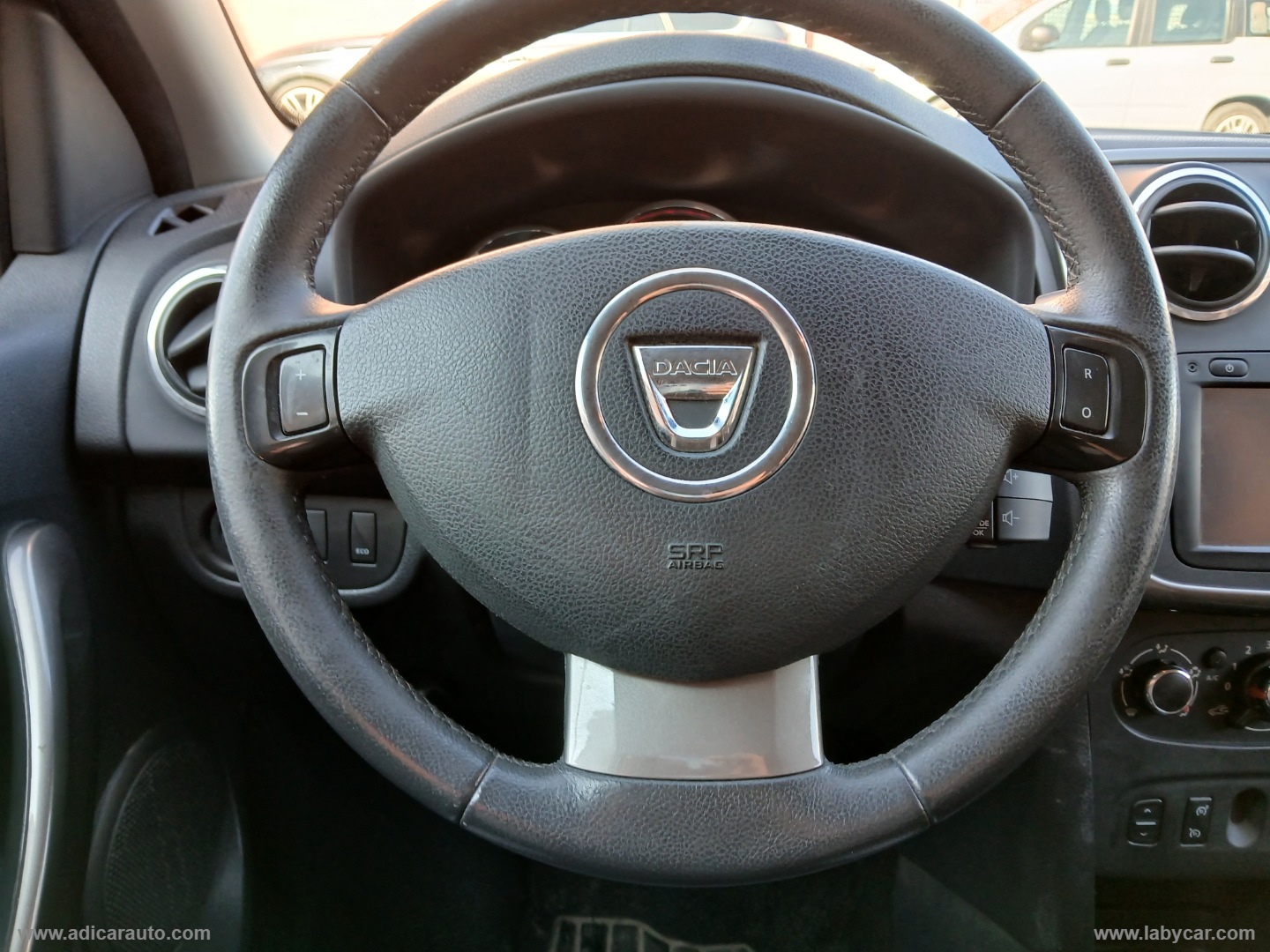 Sandero Stepway 1.5 dCi 8V 90 CV - immagine 12