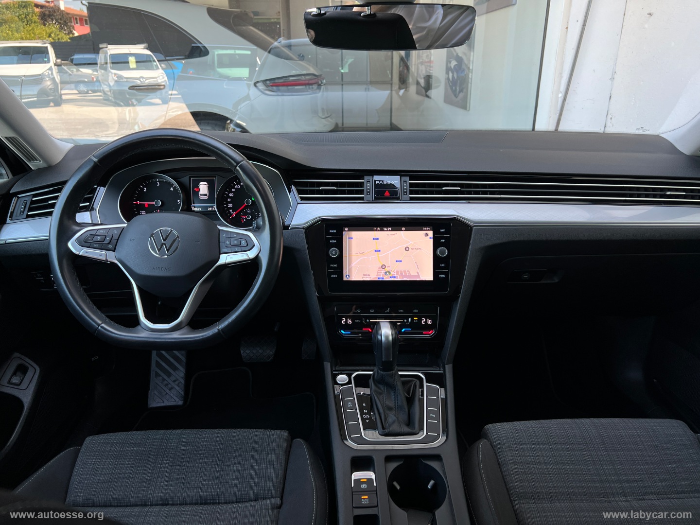 Passat Variant 2.0 TDI DSG Business BMT - immagine 12