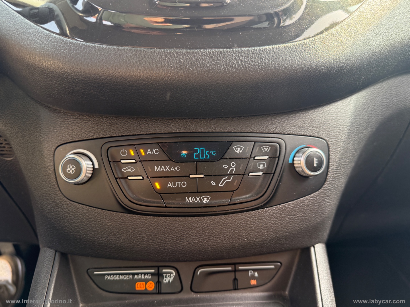 Tourneo Courier 1.0 EcoBoost 100 CV Plus EURO 6, VEICOLO 5 POSTI - immagine 12
