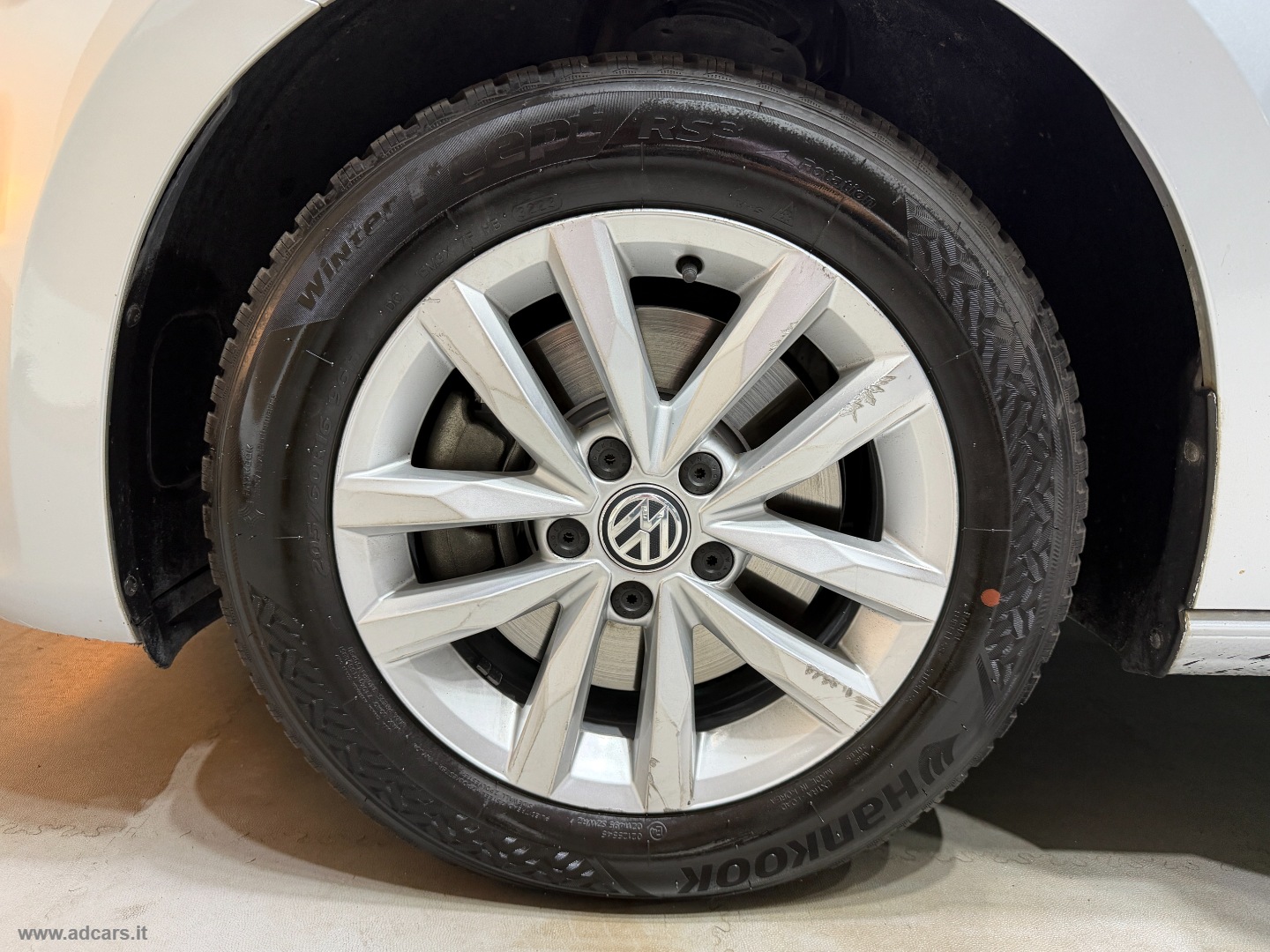 Touran 1.6 TDI Comfortline BMT *7 POSTI*SENSORI*NAVI* - immagine 12
