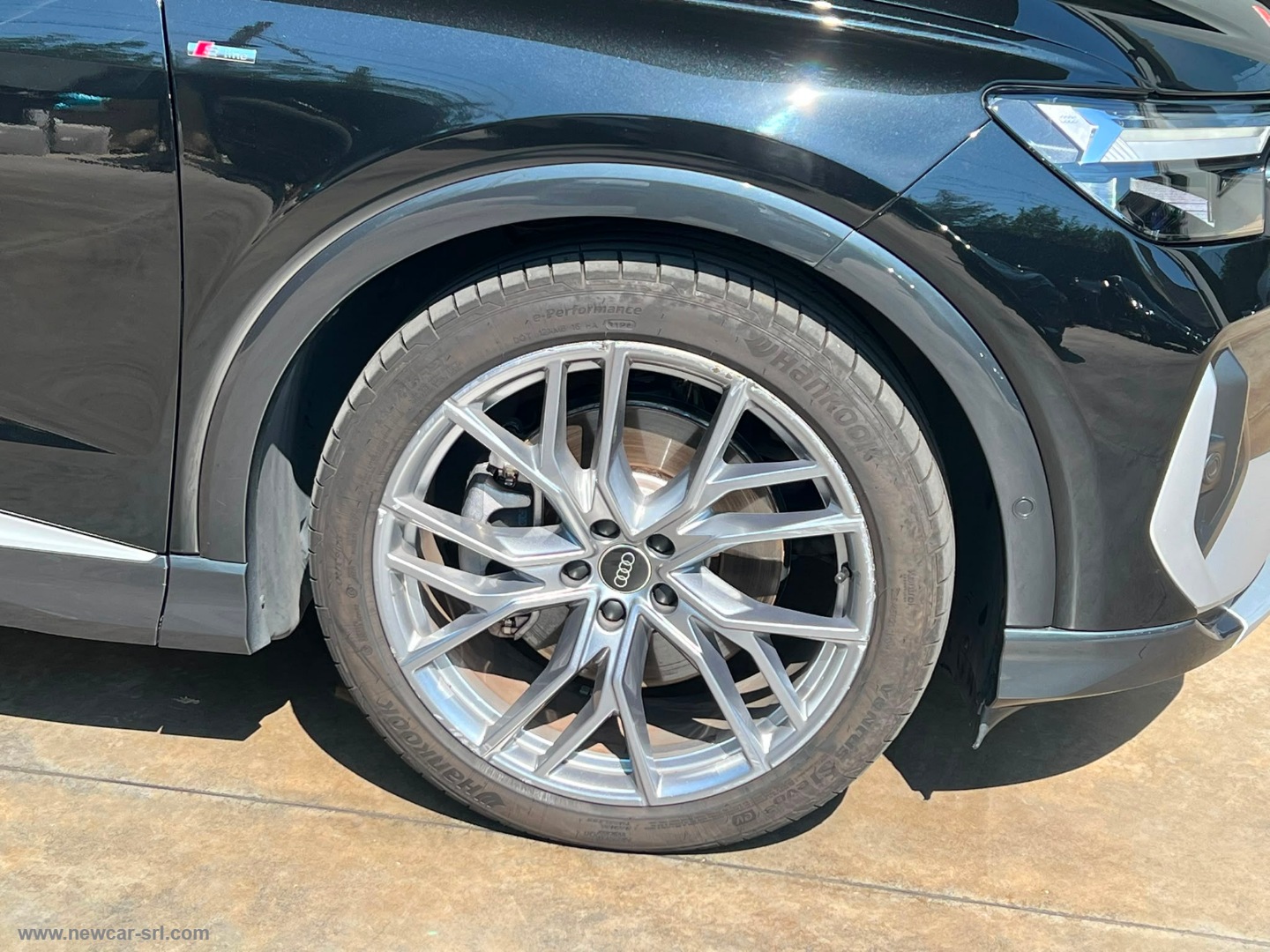 Q4 40 e-tron S line edition - immagine 12