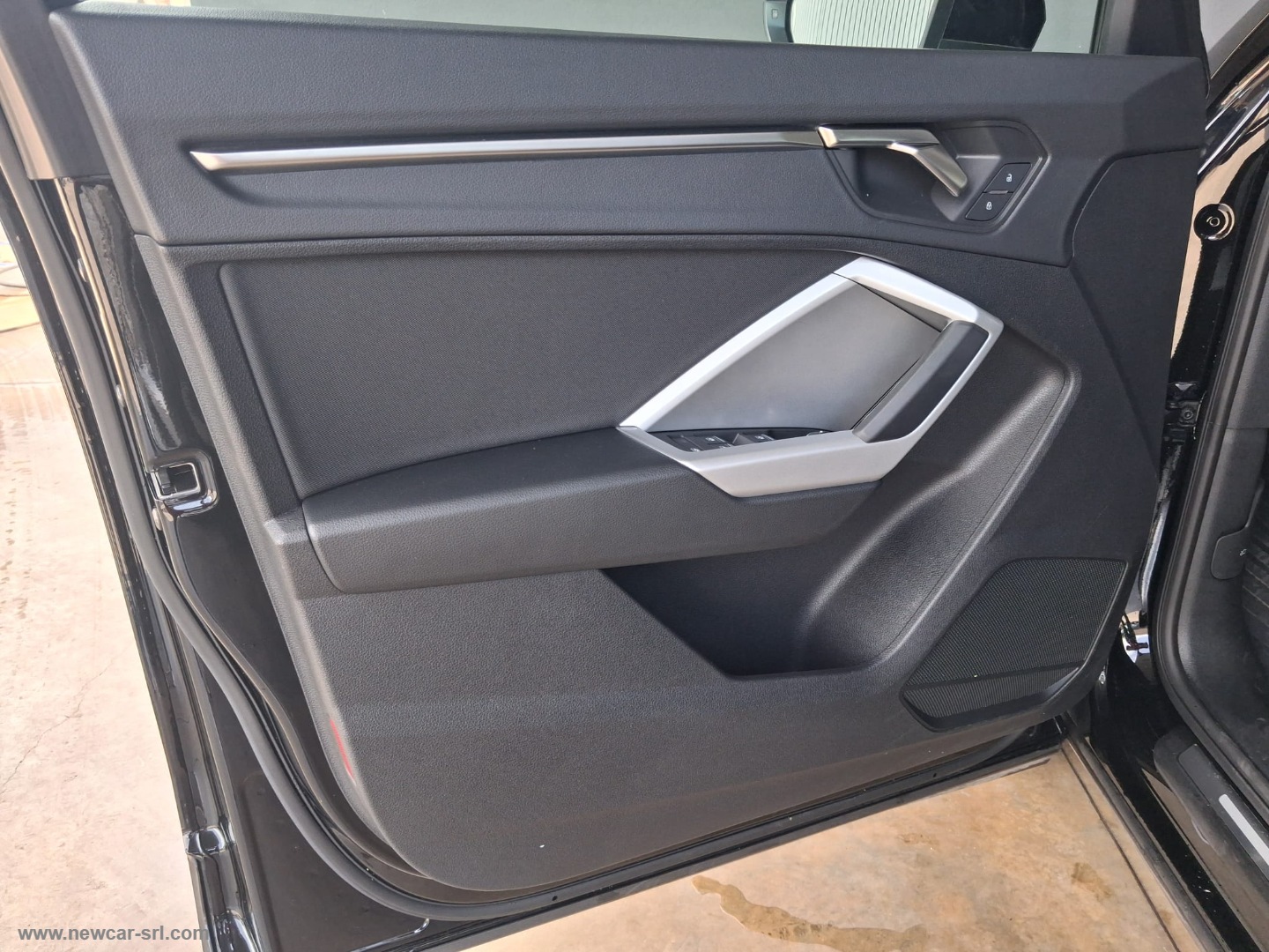 Q3 SPB 35 TDI S tronic Identity Black - immagine 12