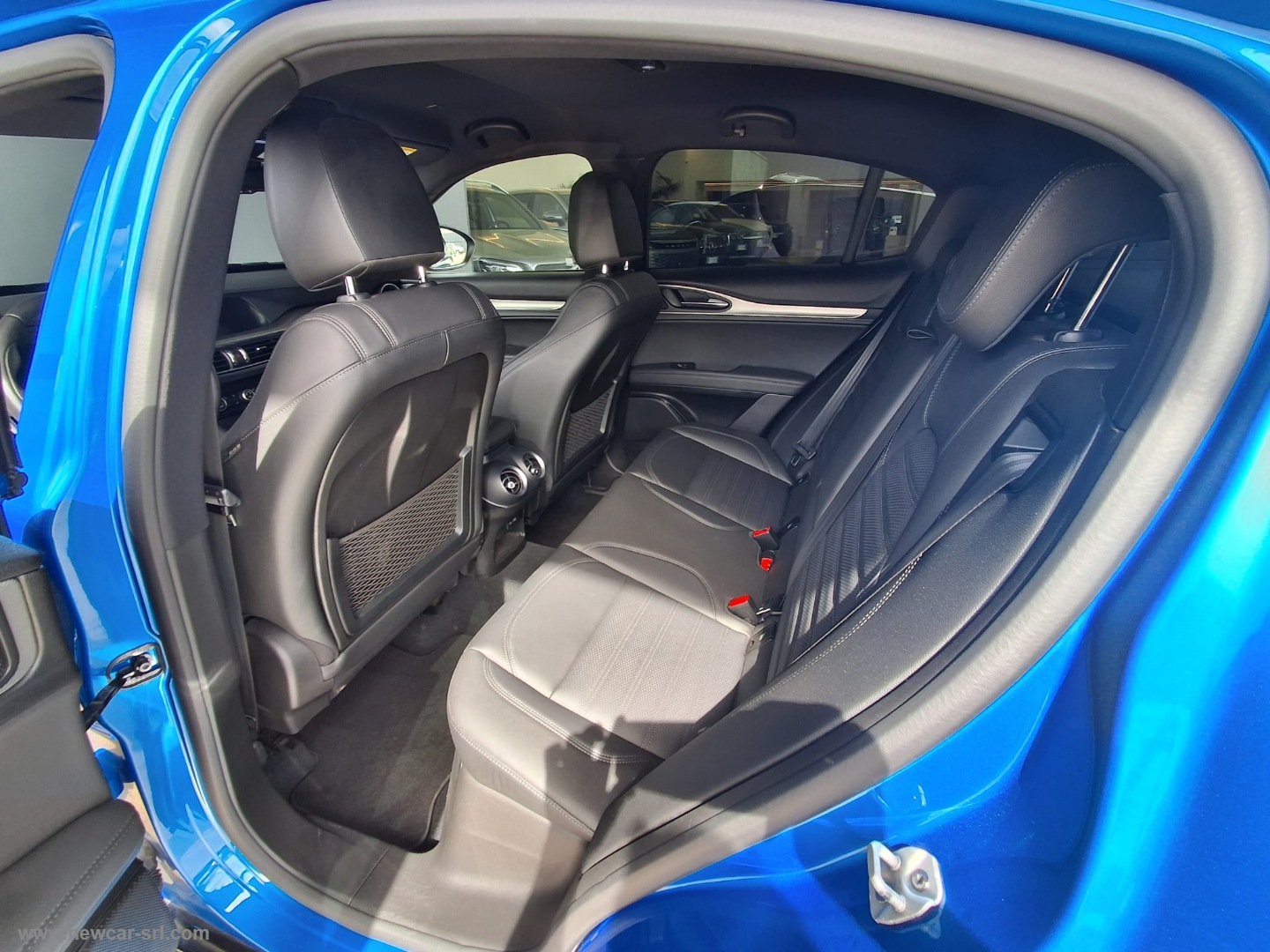 Stelvio 2.2 T.diesel 210CV AT8 Q4 Veloce - immagine 12