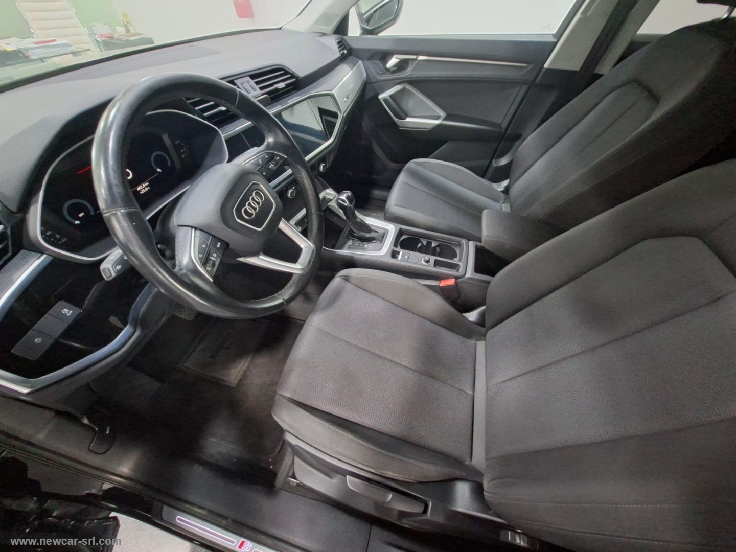 Q3 2.0 TDI 150CV S tronic S line Edition - immagine 12