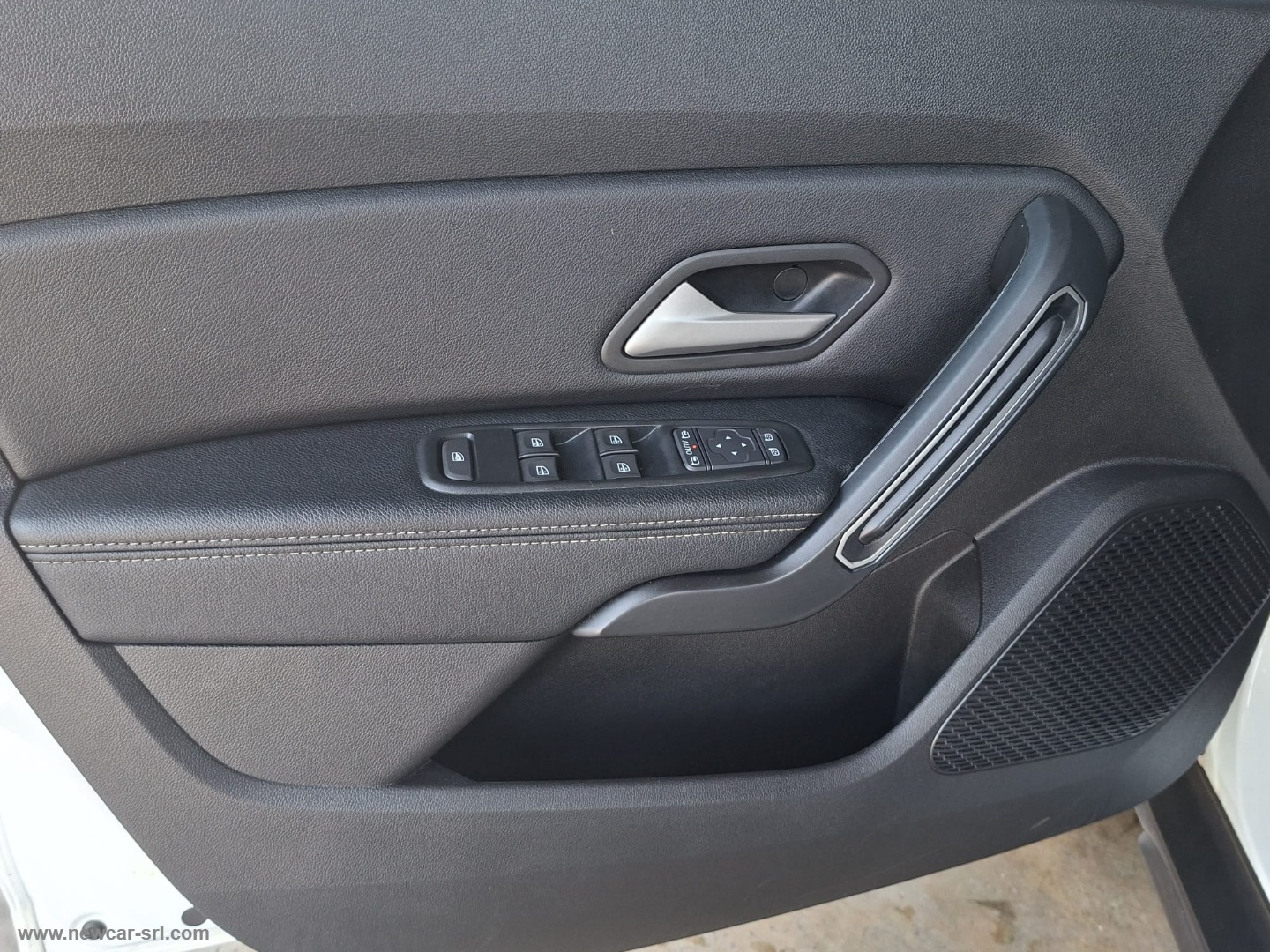 Duster 1.0 TCe GPL 4x2 Extreme - immagine 12